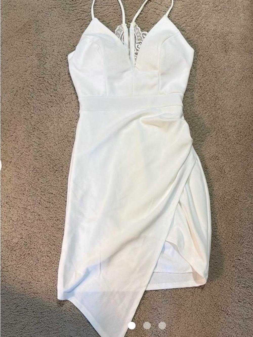 Emerald Sundae Lace-Back Asymmetric Wrap white Dress - Women size small